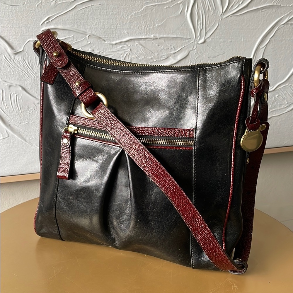 Brahmin Black Leather Shoulder/Crossbody Everyday Bag